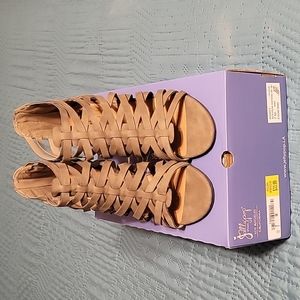 JellyPop Monet strappy heel 7M